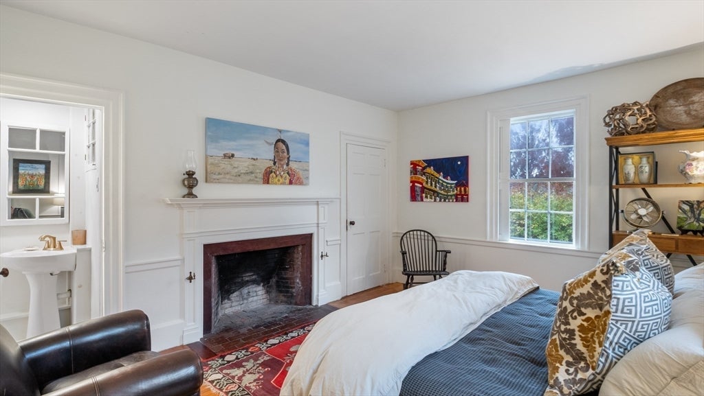 Newbury, Massachusetts, 01951, United States, 5 Bedrooms Bedrooms, ,5 BathroomsBathrooms,Residential,Active,2045691