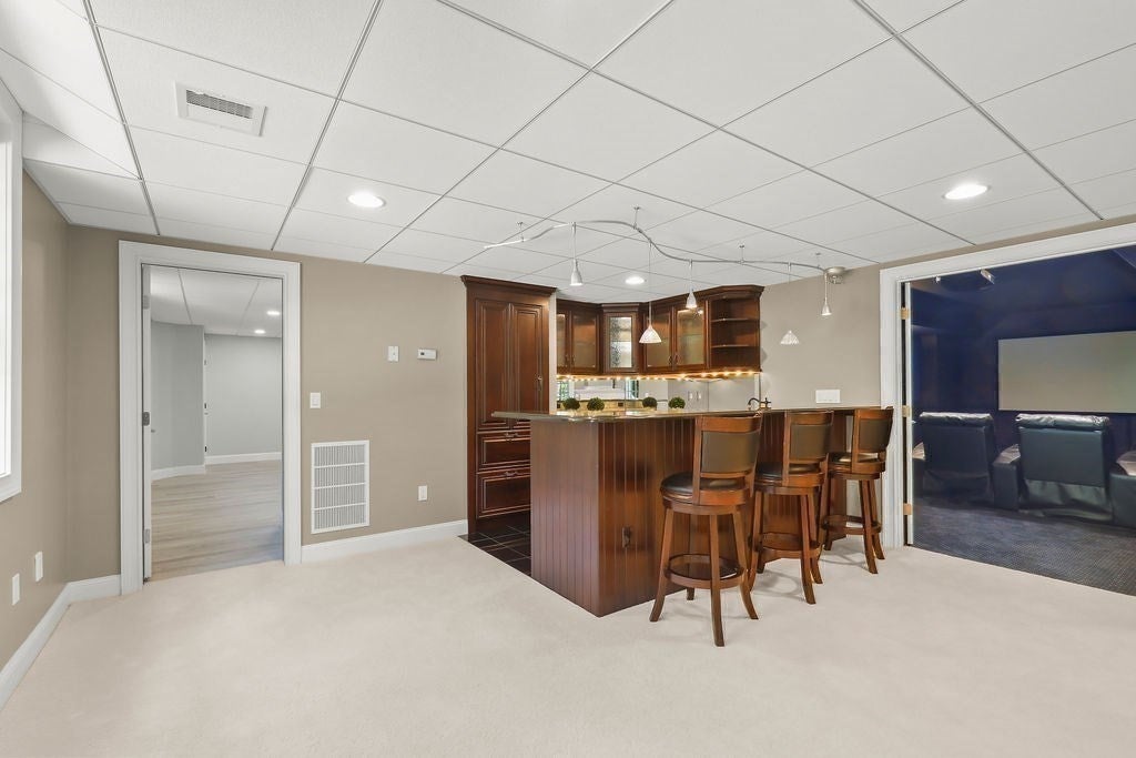 North Attleboro, Massachusetts, 02760, United States, 5 Bedrooms Bedrooms, ,6 BathroomsBathrooms,Residential,Active,1934825