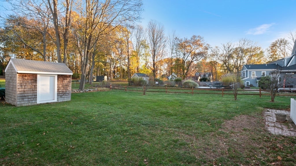 Newburyport, Massachusetts, 01950, United States, 3 Bedrooms Bedrooms, ,3 BathroomsBathrooms,Residential,Active,1986921