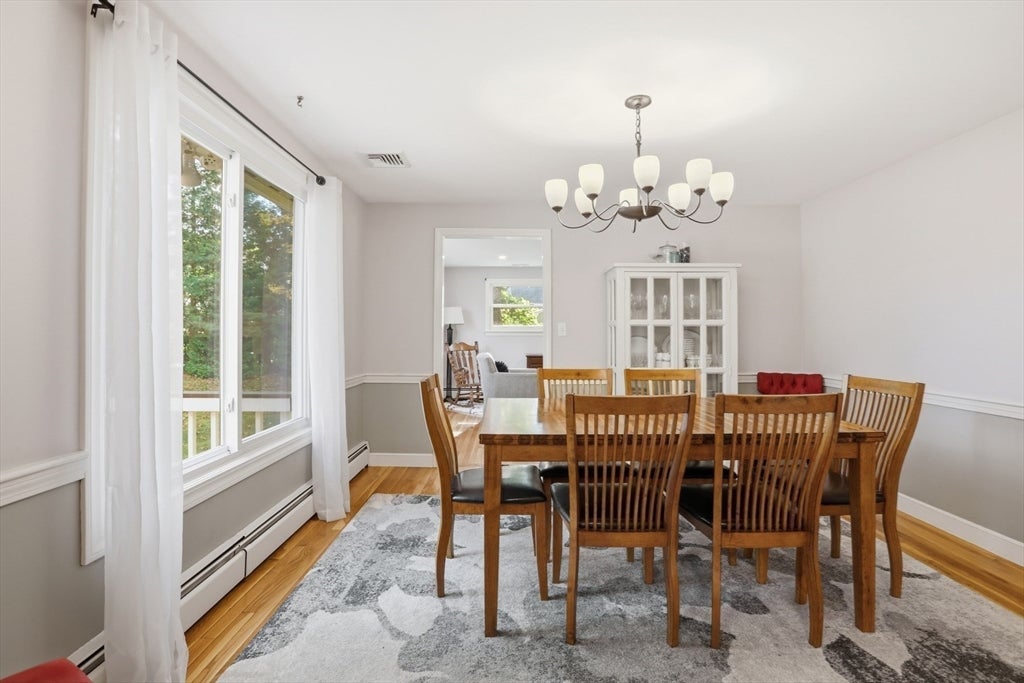 Lexington, Massachusetts, 02420, United States, 5 Bedrooms Bedrooms, ,4 BathroomsBathrooms,Residential,Active,1973324