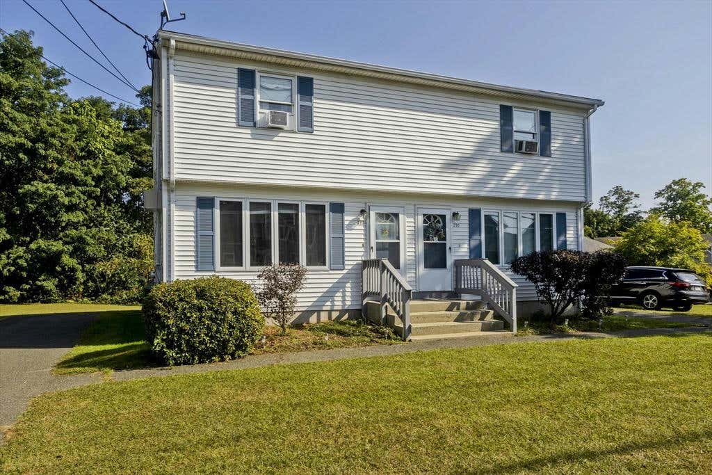 290 SHERIDAN ST # 292, CHICOPEE, MA 01020, photo 1 of 31