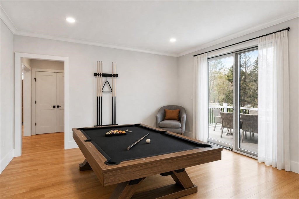 Hopkinton, Massachusetts, 01748, United States, 4 Bedrooms Bedrooms, ,6 BathroomsBathrooms,Residential,Active,2044538