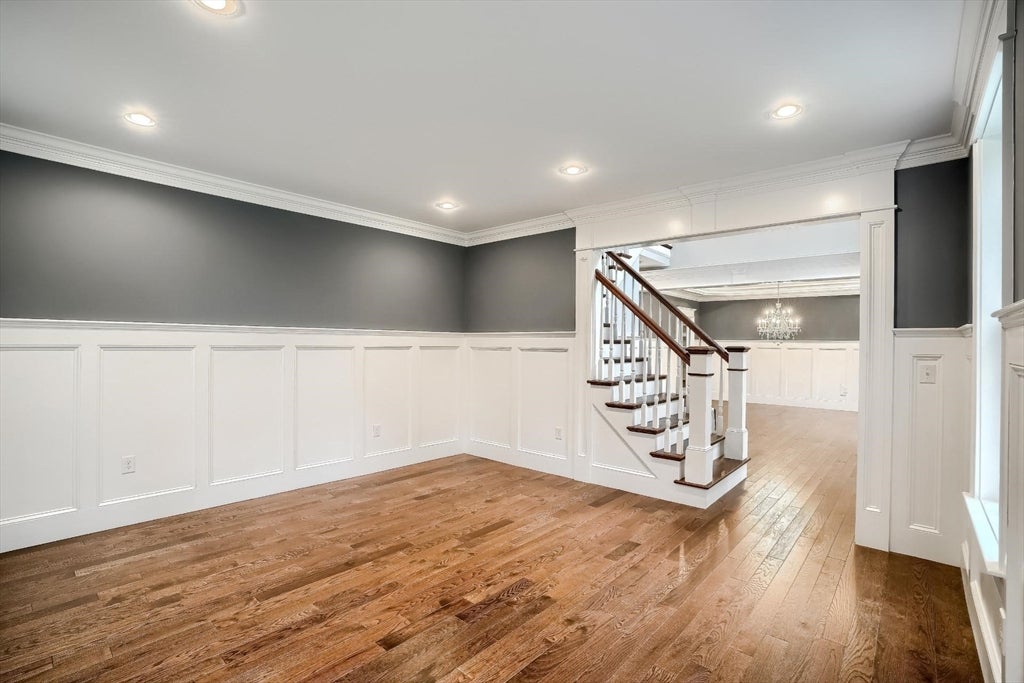 Hopkinton, Massachusetts, 01748, United States, 4 Bedrooms Bedrooms, ,6 BathroomsBathrooms,Residential,Active,2012457