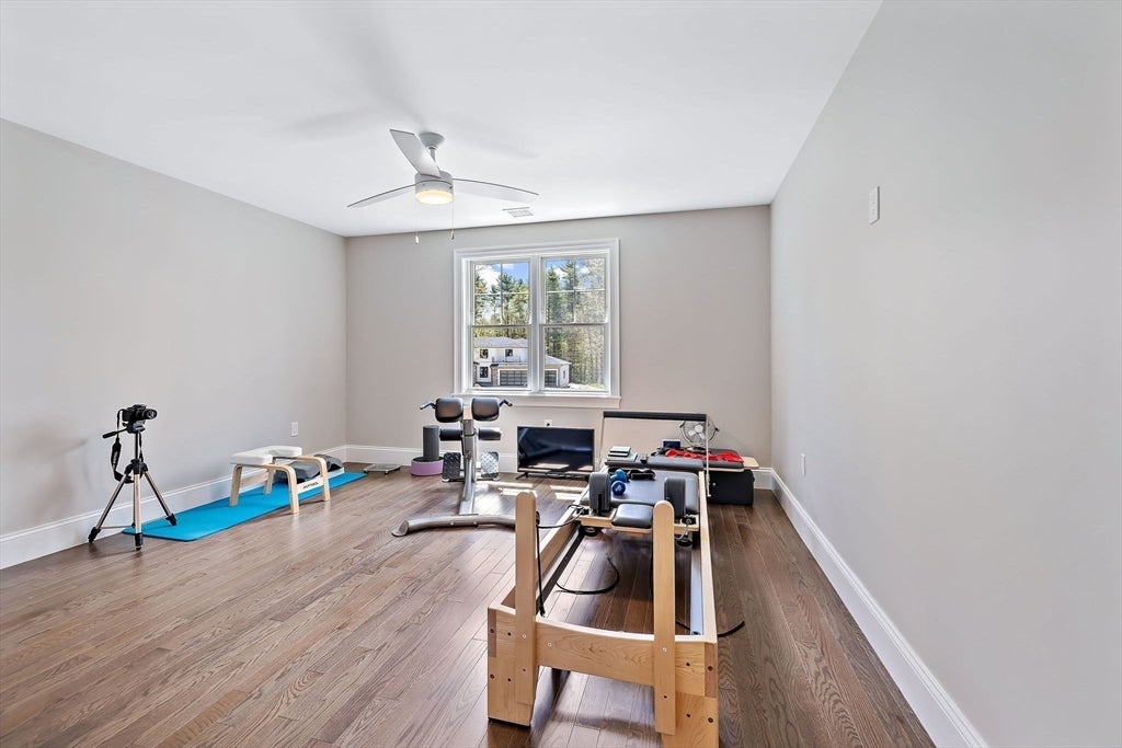 Easton, Massachusetts, 02356, United States, 5 Bedrooms Bedrooms, ,6 BathroomsBathrooms,Residential,Active,1968388