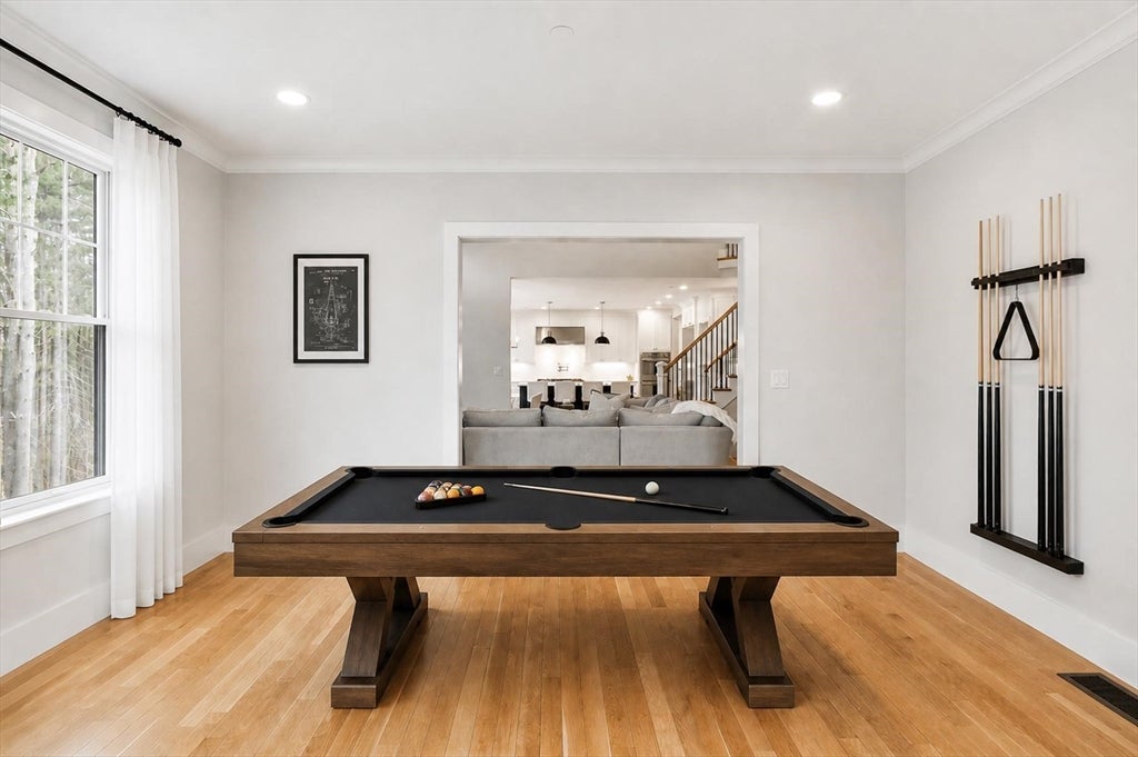 Hopkinton, Massachusetts, 01748, United States, 4 Bedrooms Bedrooms, ,6 BathroomsBathrooms,Residential,Active,2044538
