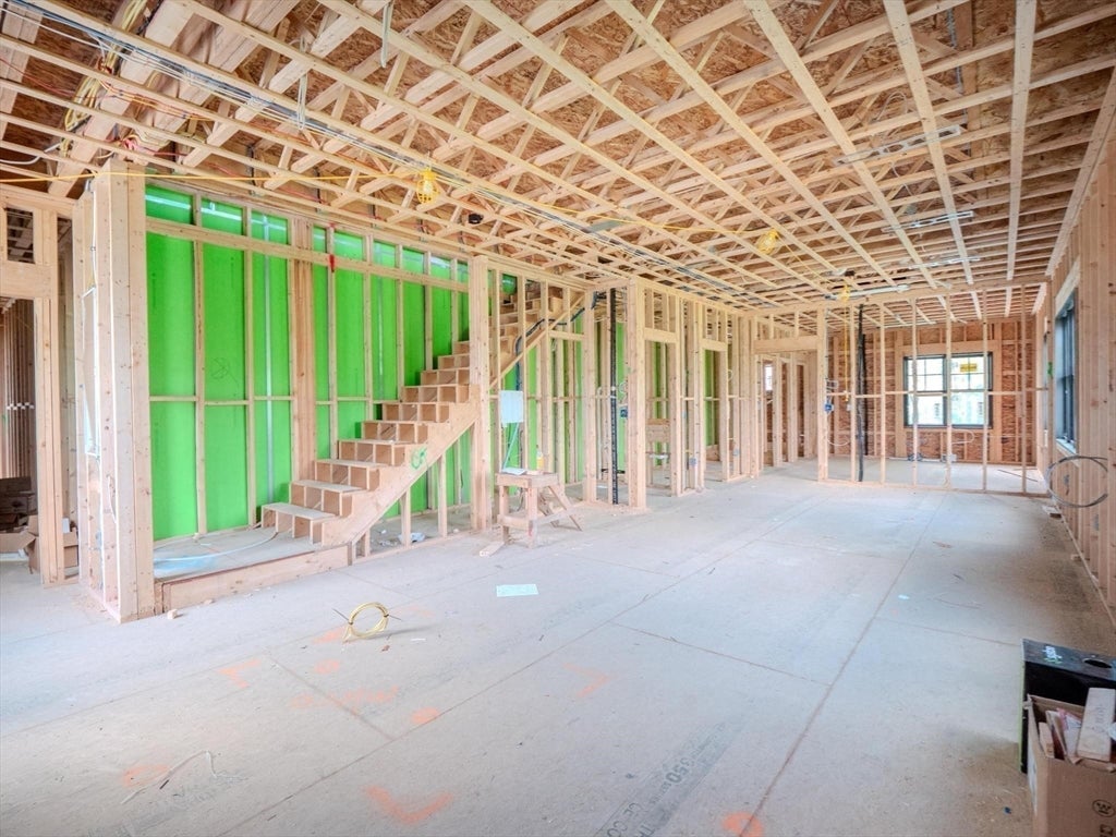 Northborough, Massachusetts, 01532, United States, 8 Bedrooms Bedrooms, ,11 BathroomsBathrooms,Residential,Active,1941137