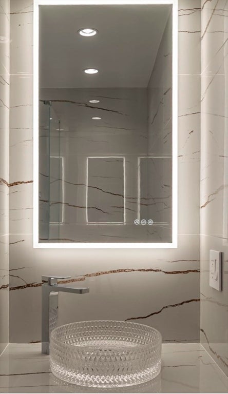 Easton, Massachusetts, 02375, United States, 4 Bedrooms Bedrooms, ,5 BathroomsBathrooms,Residential,Active,1973645