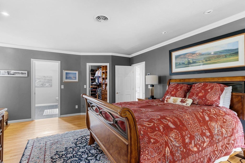 Norwell, Massachusetts, 02061, United States, 4 Bedrooms Bedrooms, ,4 BathroomsBathrooms,Residential,Active,1952760