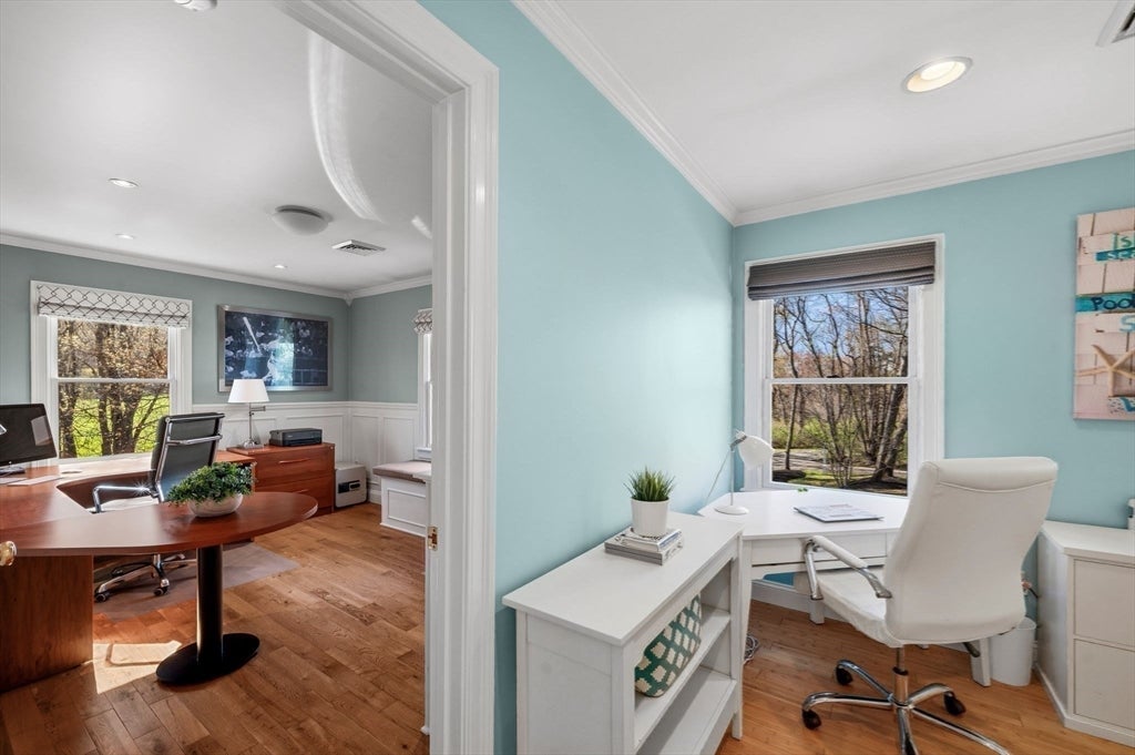 West Newbury, Massachusetts, 01985, United States, 4 Bedrooms Bedrooms, ,4 BathroomsBathrooms,Residential,Active,2044161