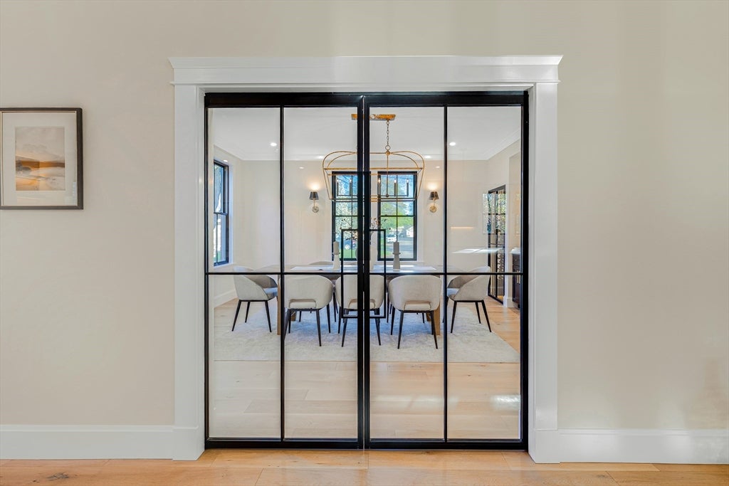 Newburyport, Massachusetts, 01950, United States, 4 Bedrooms Bedrooms, ,6 BathroomsBathrooms,Residential,Active,2043835