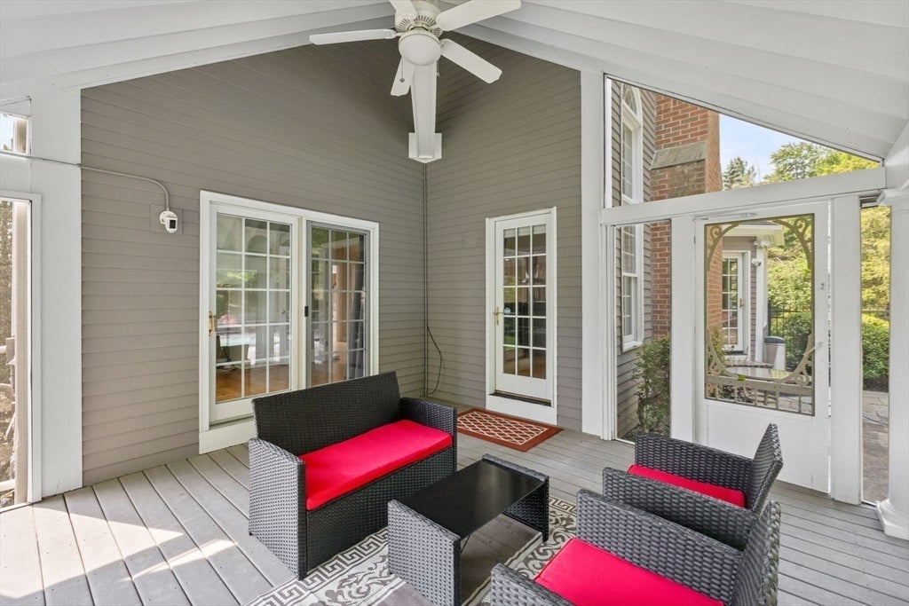 Shrewsbury, Massachusetts, 01545, United States, 6 Bedrooms Bedrooms, ,5 BathroomsBathrooms,Residential,Active,1904160