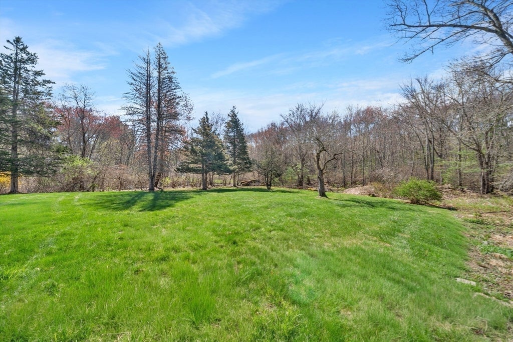 Weston, Massachusetts, 02493, United States, 5 Bedrooms Bedrooms, ,3 BathroomsBathrooms,Residential,Active,2044181