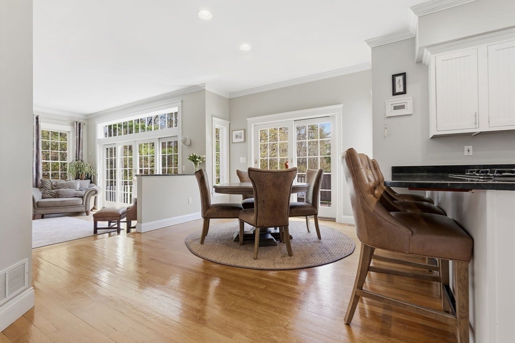 Merrimac, Massachusetts, 01860, United States, 5 Bedrooms Bedrooms, ,4 BathroomsBathrooms,Residential,Active,2044160
