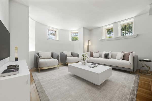 10 CHARLESGATE E APT 1, BOSTON, MA 02215 - Image 1