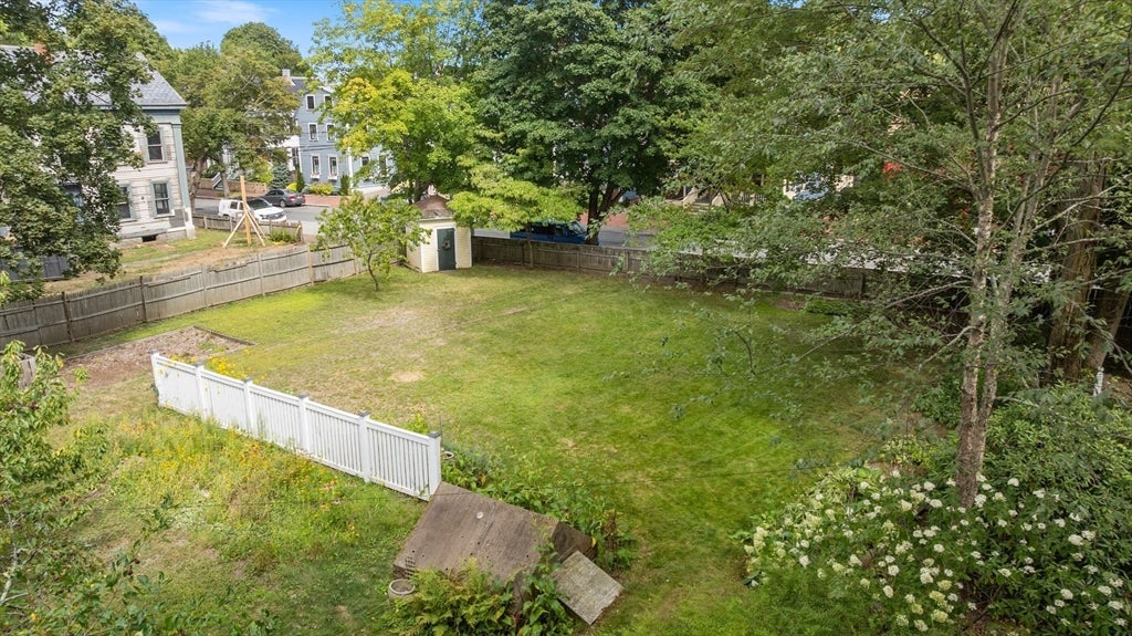 Newburyport, Massachusetts, 01950, United States, 3 Bedrooms Bedrooms, ,2 BathroomsBathrooms,Residential,Active,1944278