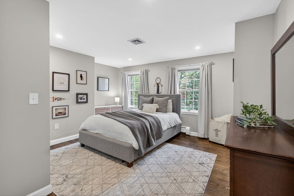 North Andover, Massachusetts, 01845, United States, 4 Bedrooms Bedrooms, ,3 BathroomsBathrooms,Residential,Active,2045698