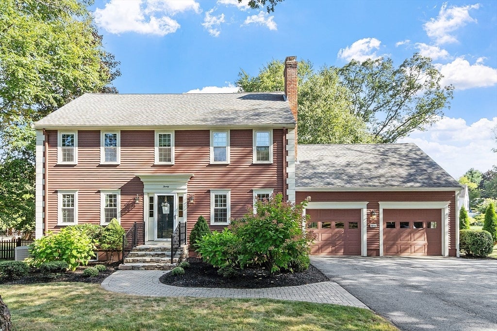 Westborough, Massachusetts, 01581, United States, 4 Bedrooms Bedrooms, ,3 BathroomsBathrooms,Residential,Active,1943801