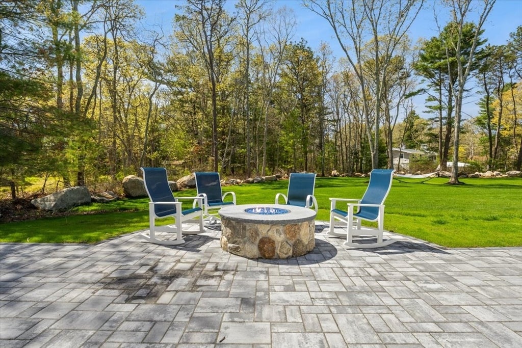 Bourne, Massachusetts, 02532, United States, 4 Bedrooms Bedrooms, ,4 BathroomsBathrooms,Residential,Active,2052070
