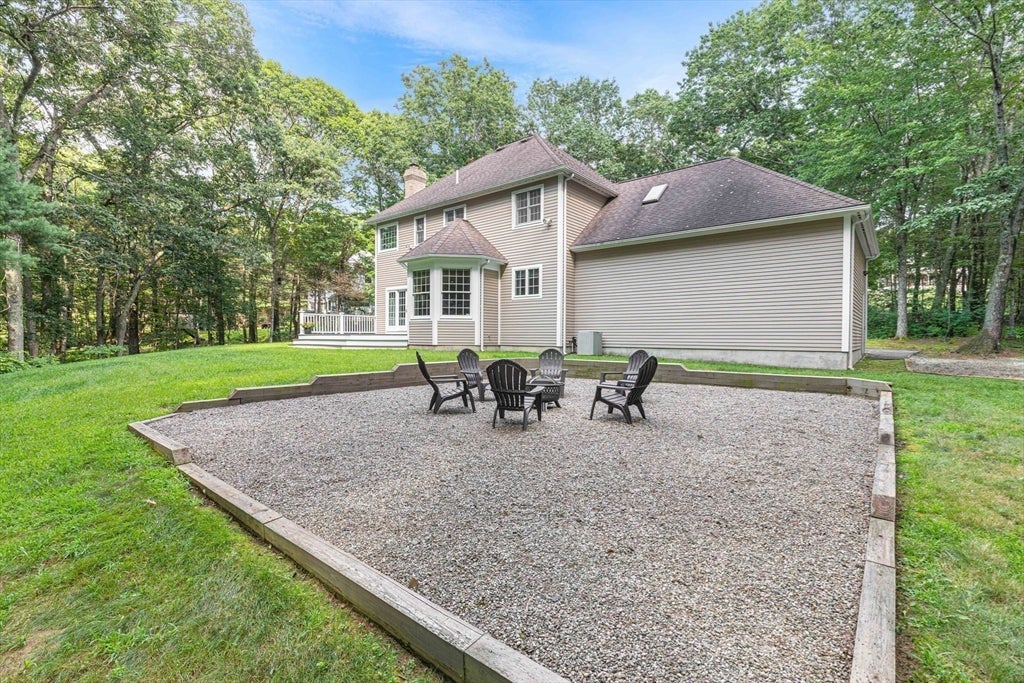 Ipswich, Massachusetts, 01938, United States, 4 Bedrooms Bedrooms, ,3 BathroomsBathrooms,Residential,Active,1922346