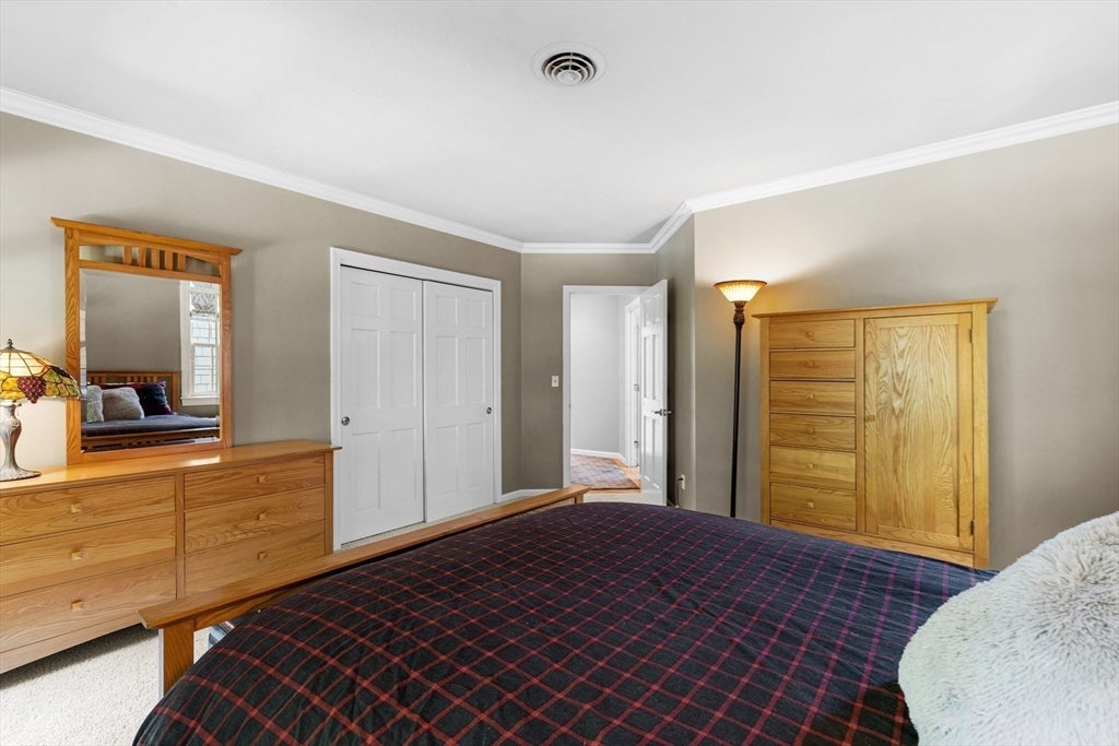 Norwell, Massachusetts, 02061, United States, 4 Bedrooms Bedrooms, ,4 BathroomsBathrooms,Residential,Active,1952760