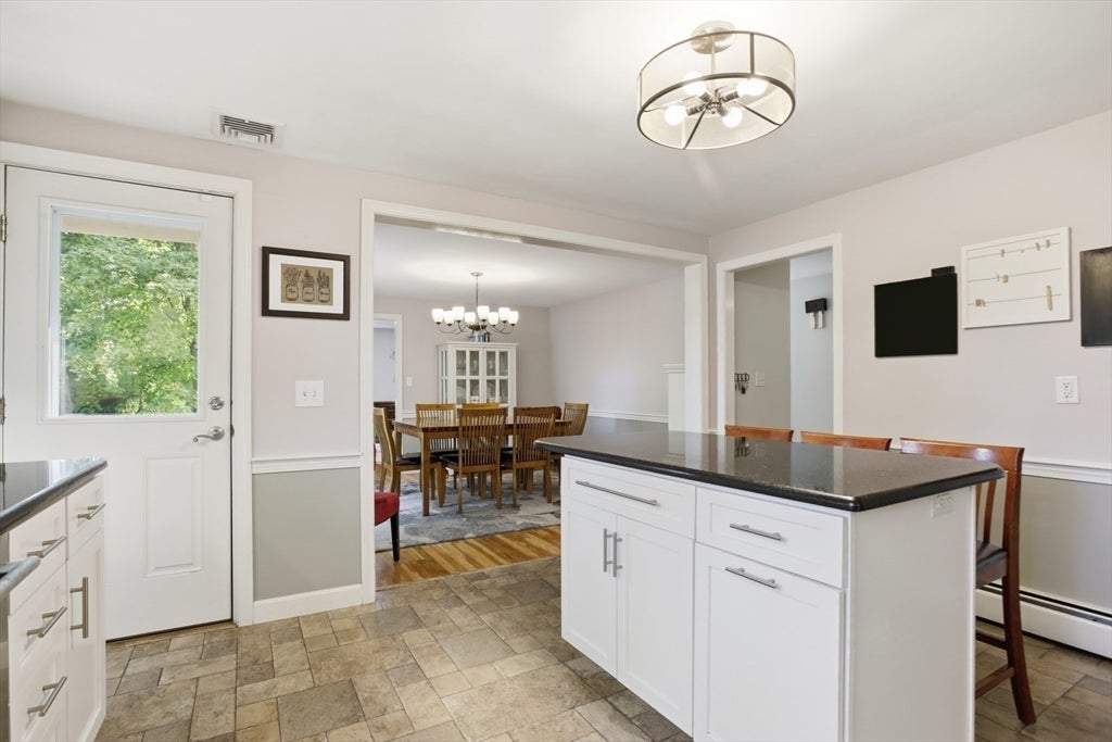 Lexington, Massachusetts, 02420, United States, 5 Bedrooms Bedrooms, ,4 BathroomsBathrooms,Residential,Active,1973324