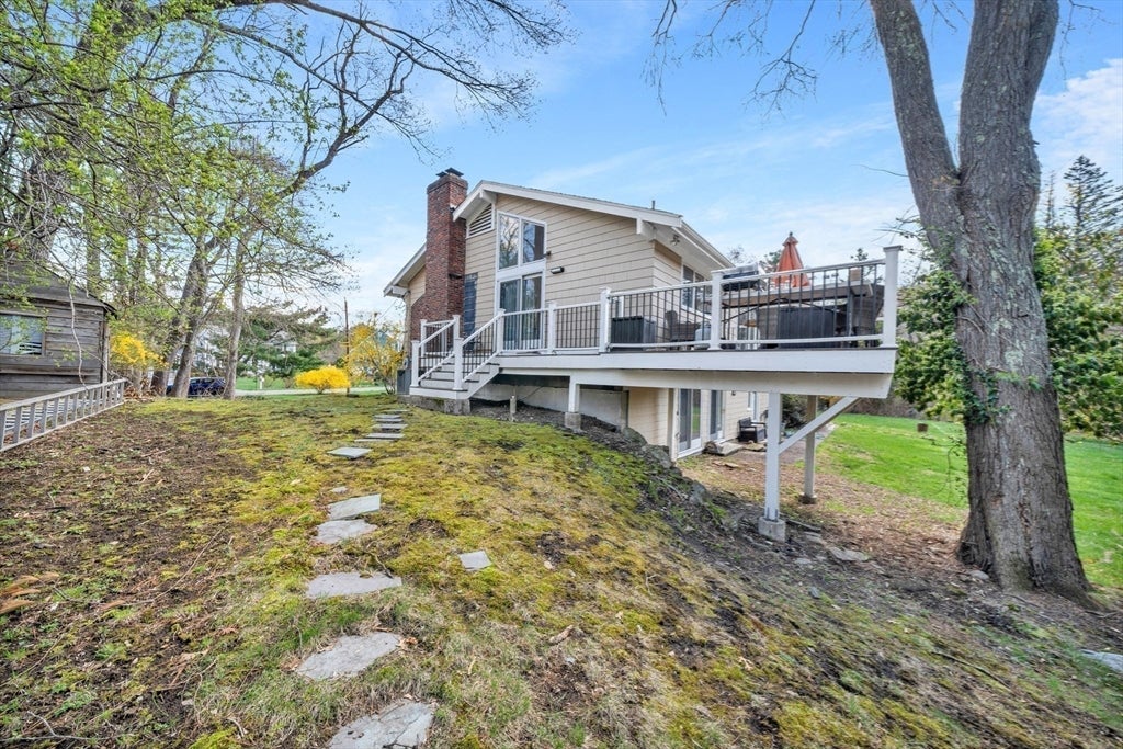 Weston, Massachusetts, 02493, United States, 5 Bedrooms Bedrooms, ,3 BathroomsBathrooms,Residential,Active,2044181