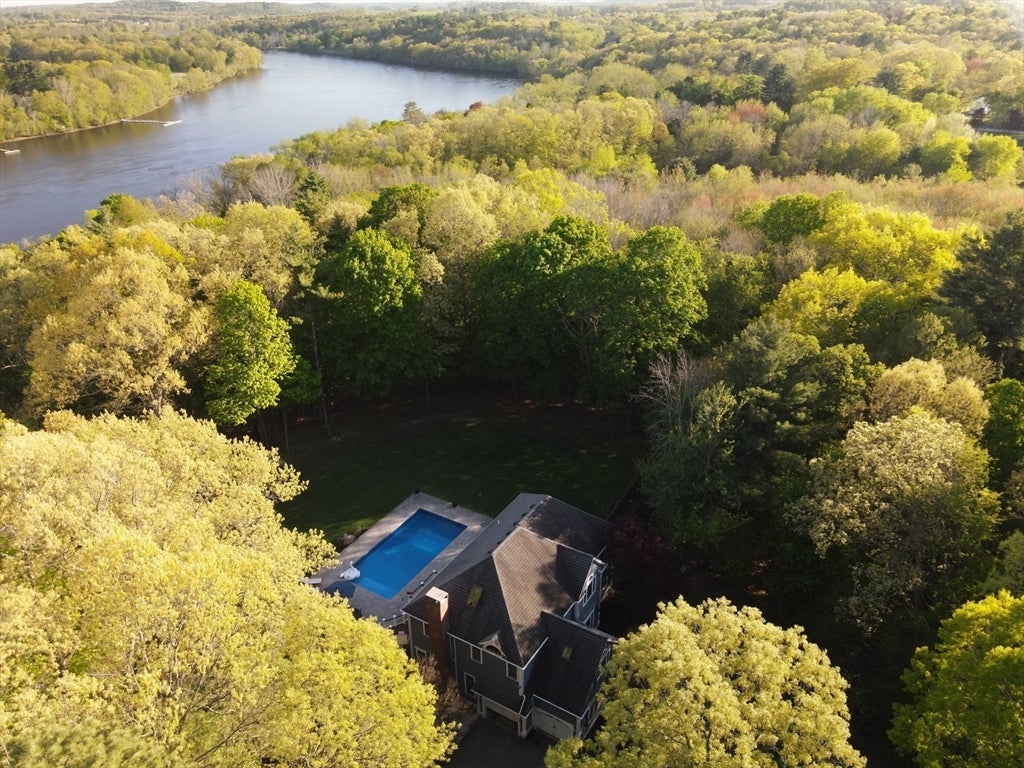 Merrimac, Massachusetts, 01860, United States, 5 Bedrooms Bedrooms, ,4 BathroomsBathrooms,Residential,Active,2044160