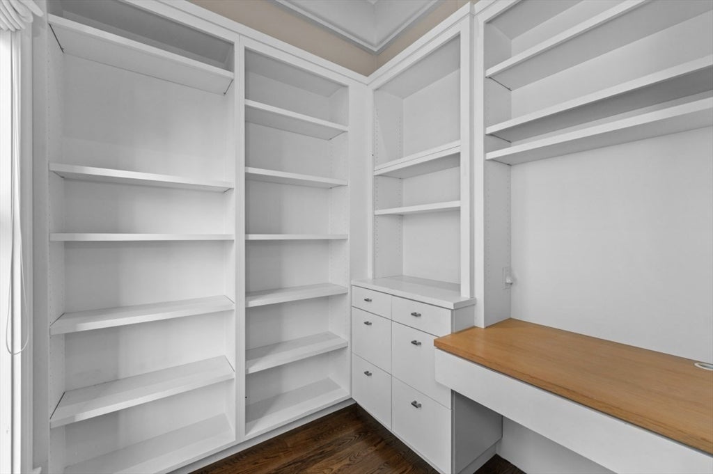 Boston, Massachusetts, 02118, United States, 3 Bedrooms Bedrooms, ,3 BathroomsBathrooms,Residential,Active,2010917