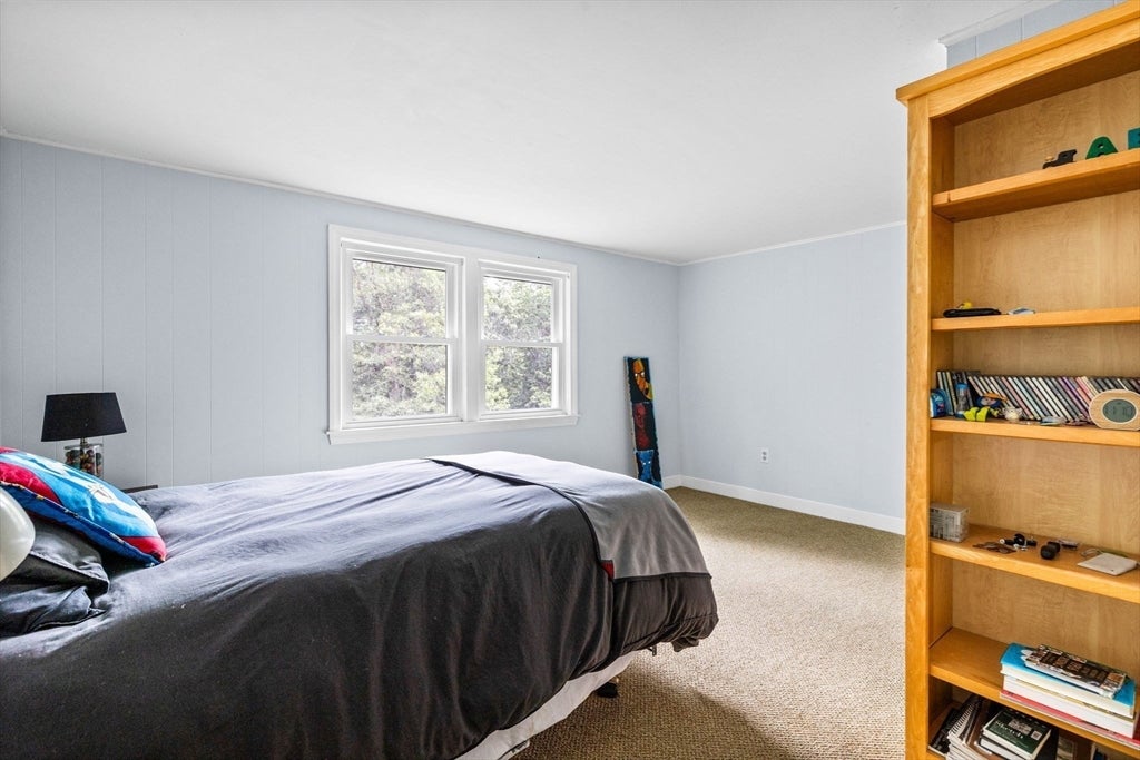 Andover, Massachusetts, 01810, United States, 5 Bedrooms Bedrooms, ,4 BathroomsBathrooms,Residential,Active,1934816