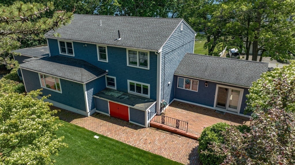 Gloucester, Massachusetts, 01930, United States, 3 Bedrooms Bedrooms, ,3 BathroomsBathrooms,Residential,Active,1849486