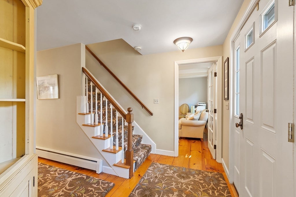Westborough, Massachusetts, 01581, United States, 4 Bedrooms Bedrooms, ,3 BathroomsBathrooms,Residential,Active,1943801