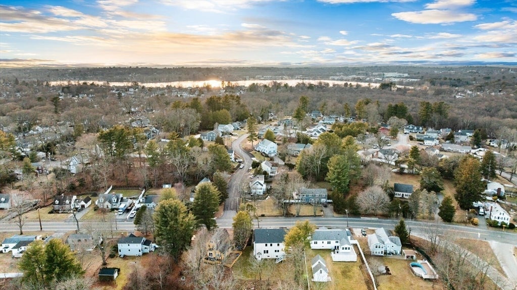 Wakefield, Massachusetts, 01880, United States, 4 Bedrooms Bedrooms, ,4 BathroomsBathrooms,Residential,Active,2010201