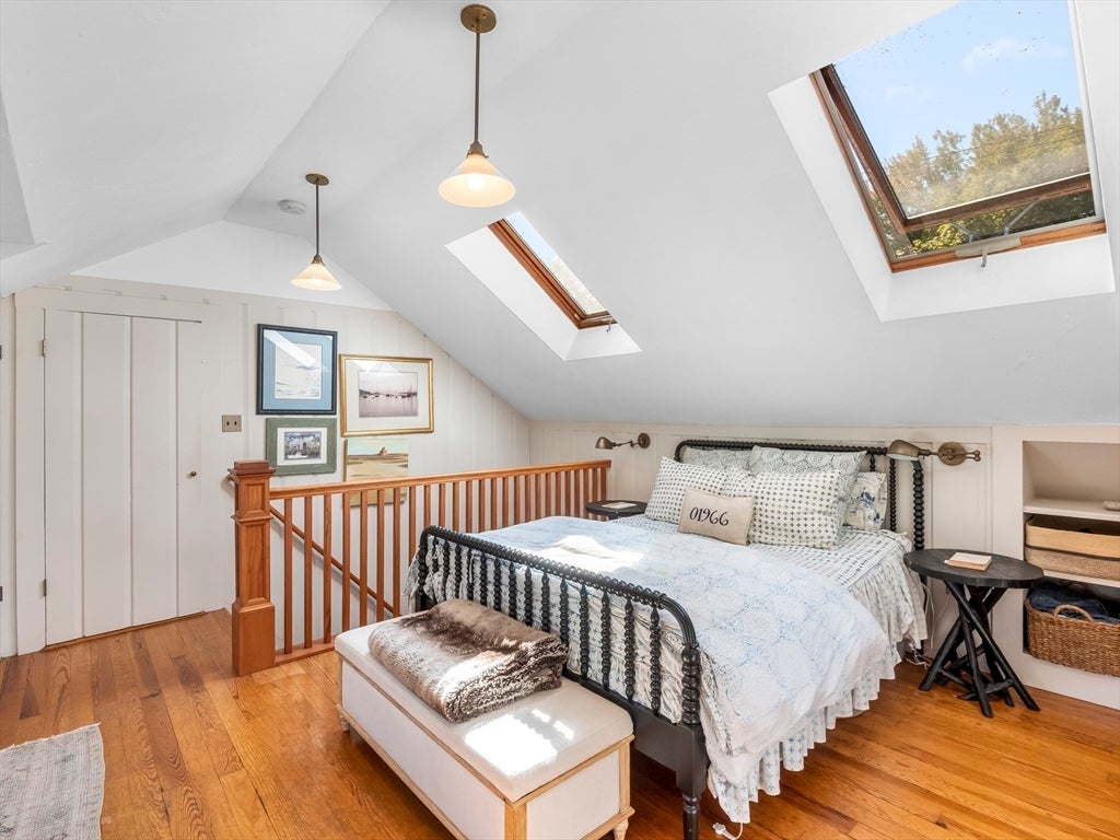 Newburyport, Massachusetts, 01950, United States, 5 Bedrooms Bedrooms, ,2 BathroomsBathrooms,Residential,Active,1986902