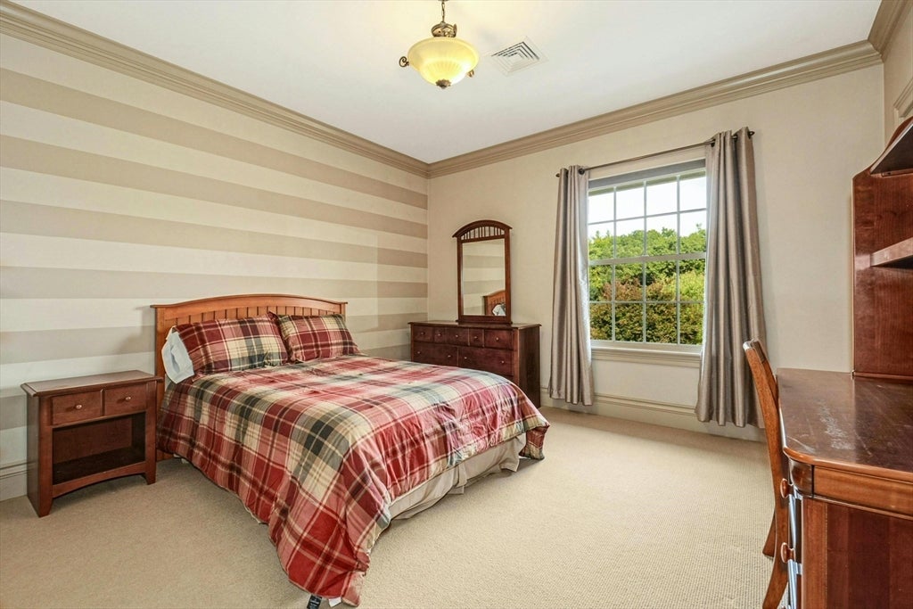 Hopkinton, Massachusetts, 01748, United States, 5 Bedrooms Bedrooms, ,8 BathroomsBathrooms,Residential,Active,1953005