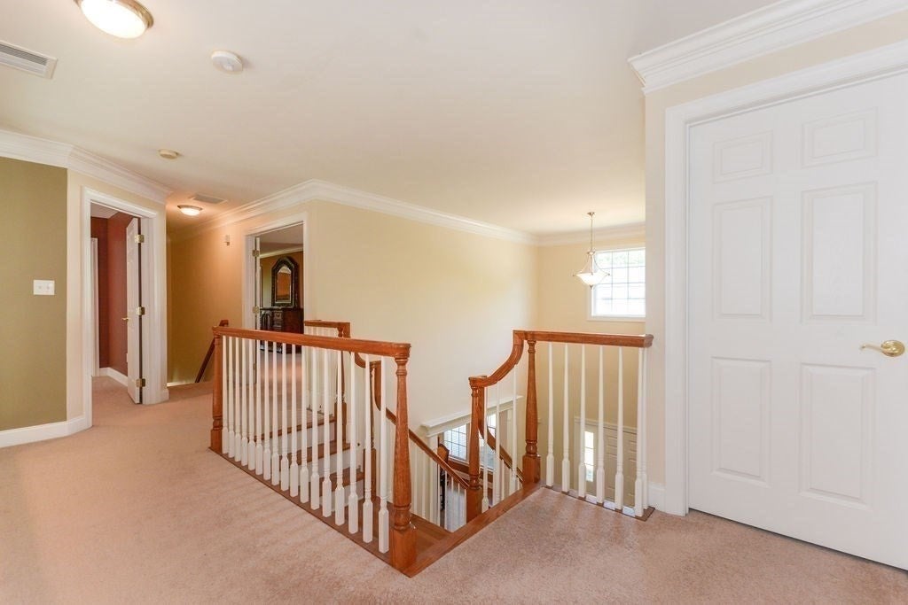 Bellingham, Massachusetts, 02019, United States, 4 Bedrooms Bedrooms, ,4 BathroomsBathrooms,Residential,Active,2045545