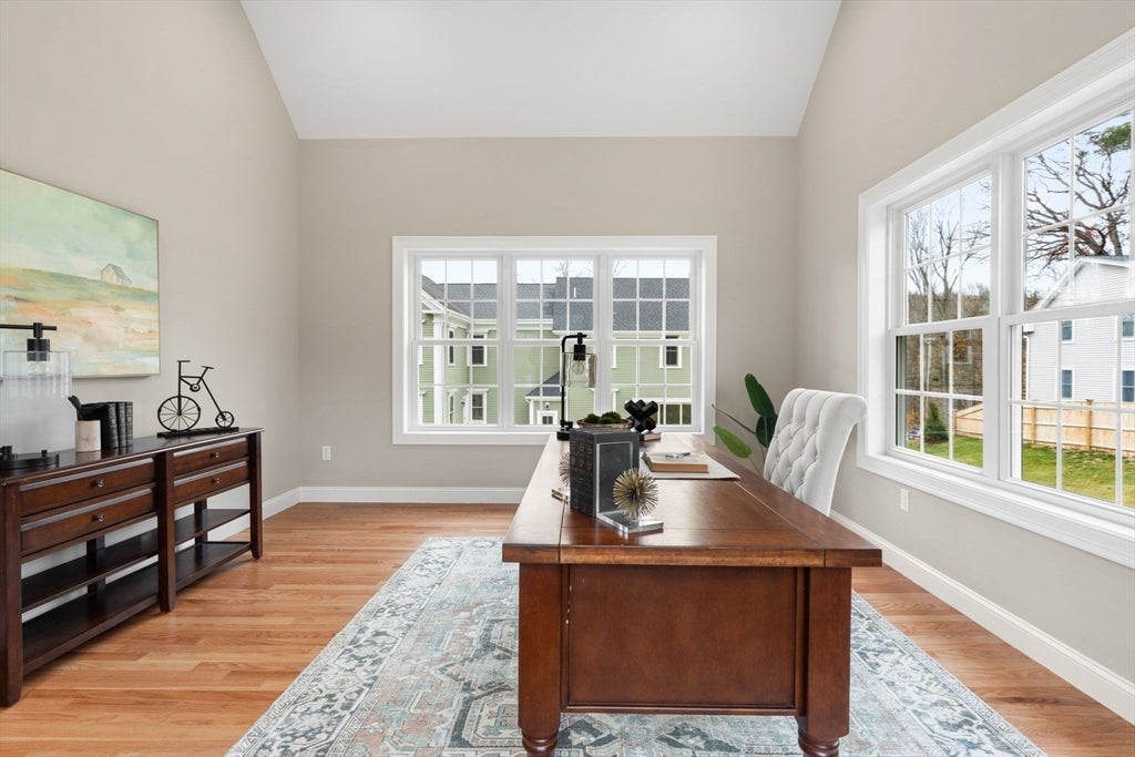 Andover, Massachusetts, 01810, United States, 4 Bedrooms Bedrooms, ,3 BathroomsBathrooms,Residential,Active,1990653