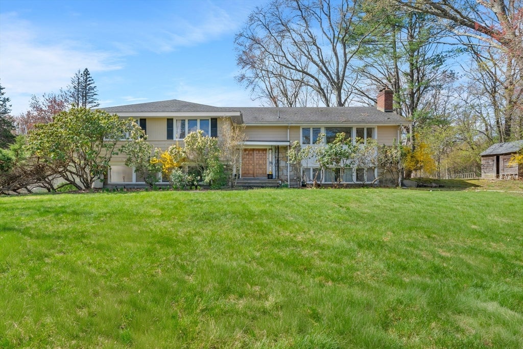 Weston, Massachusetts, 02493, United States, 5 Bedrooms Bedrooms, ,3 BathroomsBathrooms,Residential,Active,2044181