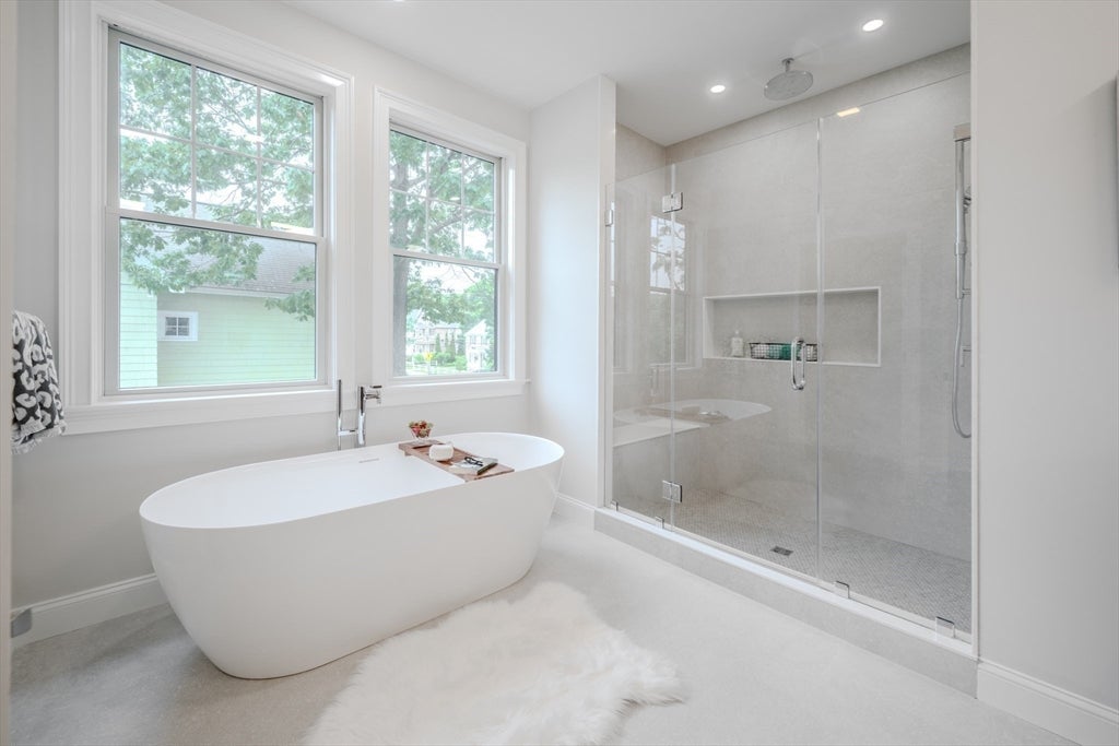 Newton, Massachusetts, 02466, United States, 5 Bedrooms Bedrooms, ,5 BathroomsBathrooms,Residential,Active,1884884