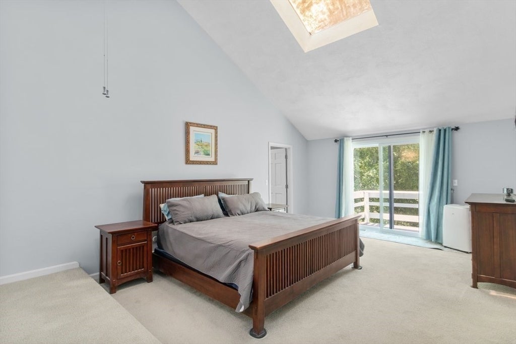 Foxboro, Massachusetts, 02035, United States, 5 Bedrooms Bedrooms, ,4 BathroomsBathrooms,Residential,Active,1904724