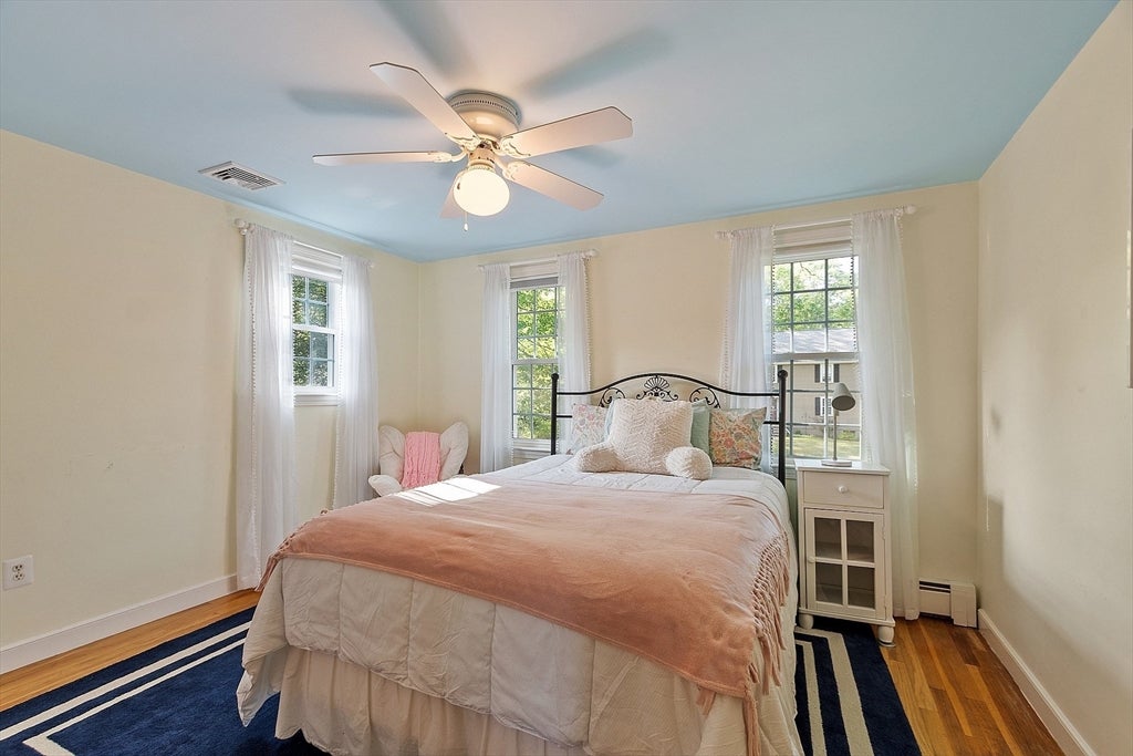 Westborough, Massachusetts, 01581, United States, 4 Bedrooms Bedrooms, ,3 BathroomsBathrooms,Residential,Active,1943801