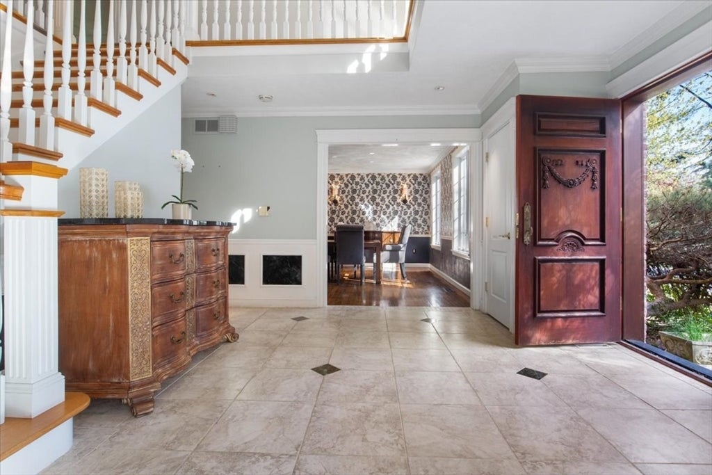 Medfield, Massachusetts, 02052, United States, 5 Bedrooms Bedrooms, ,4 BathroomsBathrooms,Residential,Active,1790178