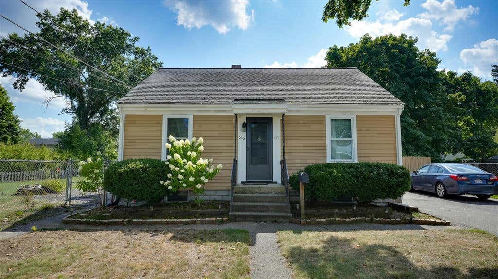 36 MCALEE AVE, FRAMINGHAM, MA 01702, photo 1 of 17