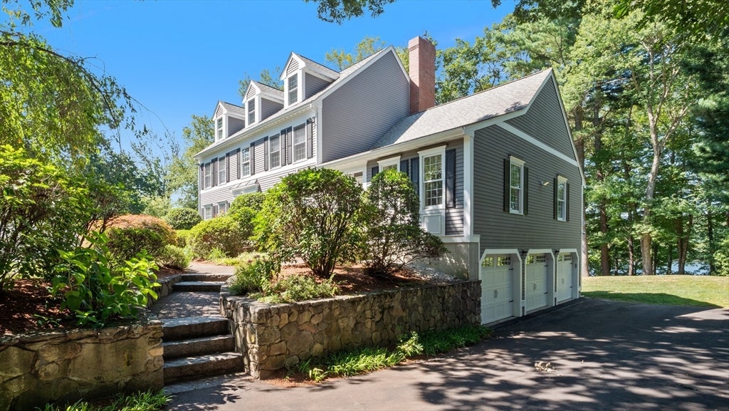 West Newbury, Massachusetts, 01985, United States, 4 Bedrooms Bedrooms, ,5 BathroomsBathrooms,Residential,Active,1936453