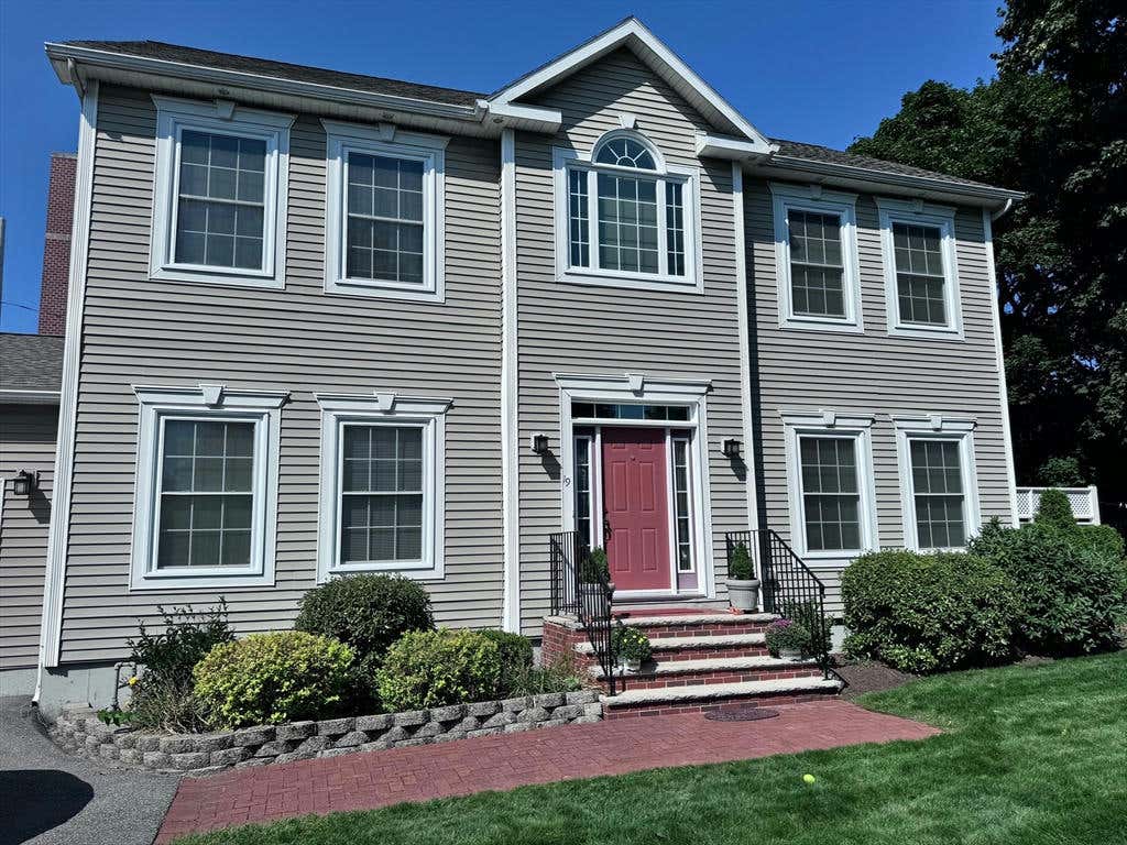 19 COURT ST # 19, MEDFORD, MA 02155, photo 1 of 4