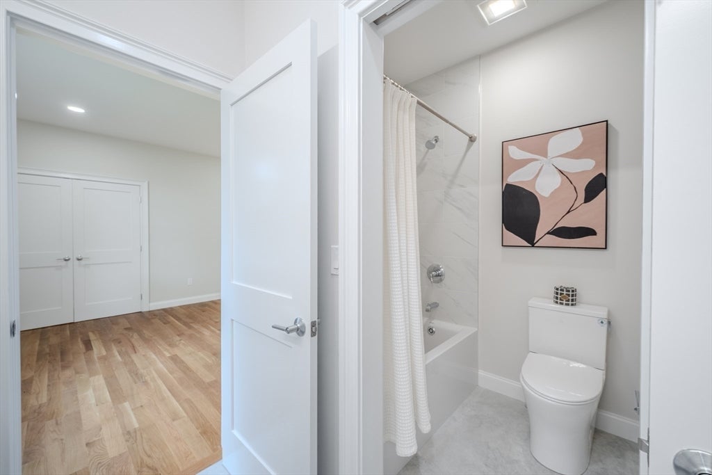 Newton, Massachusetts, 02466, United States, 5 Bedrooms Bedrooms, ,5 BathroomsBathrooms,Residential,Active,1884884