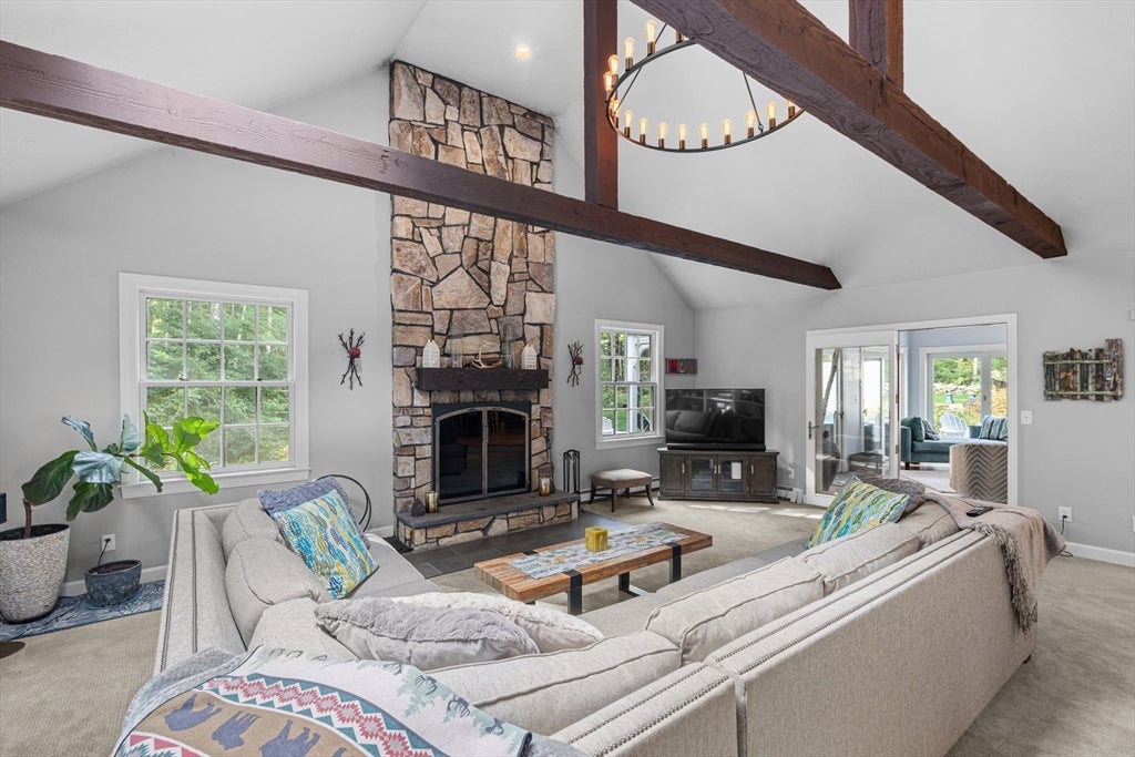 Norwell, Massachusetts, 02061, United States, 4 Bedrooms Bedrooms, ,4 BathroomsBathrooms,Residential,Active,1952760