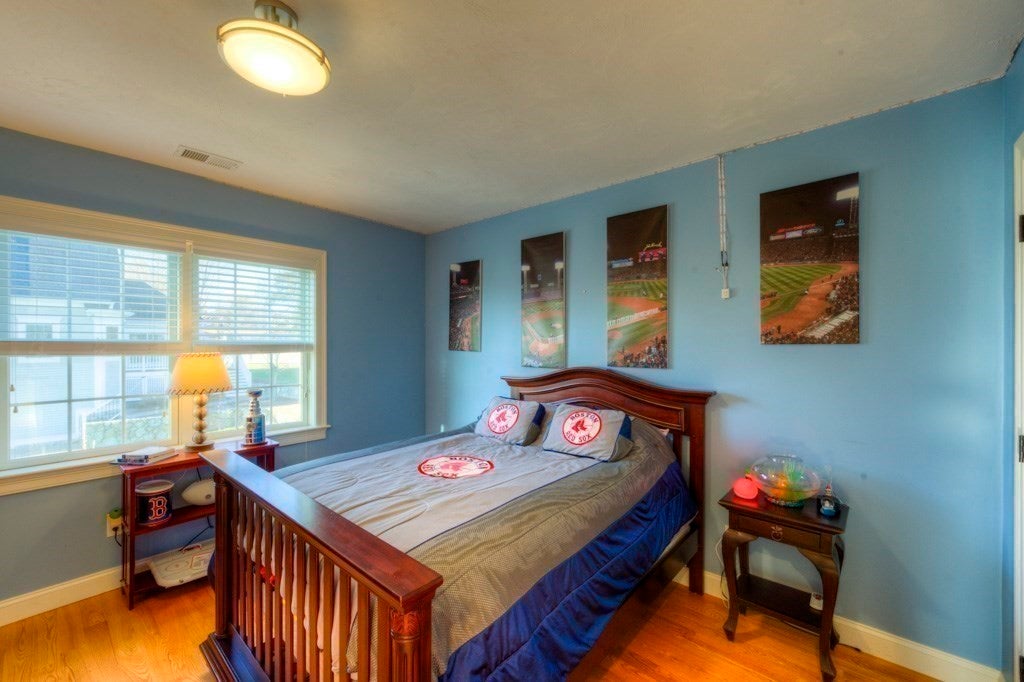 Shrewsbury, Massachusetts, 01545, United States, 5 Bedrooms Bedrooms, ,5 BathroomsBathrooms,Residential,Active,1964258