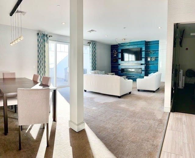 Swampscott, Massachusetts, 01907, United States, 3 Bedrooms Bedrooms, ,2 BathroomsBathrooms,Residential,Active,2007069