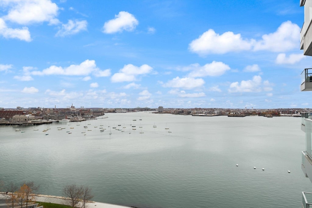 Boston, Massachusetts, 02210, United States, 2 Bedrooms Bedrooms, ,3 BathroomsBathrooms,Residential,Active,1993631