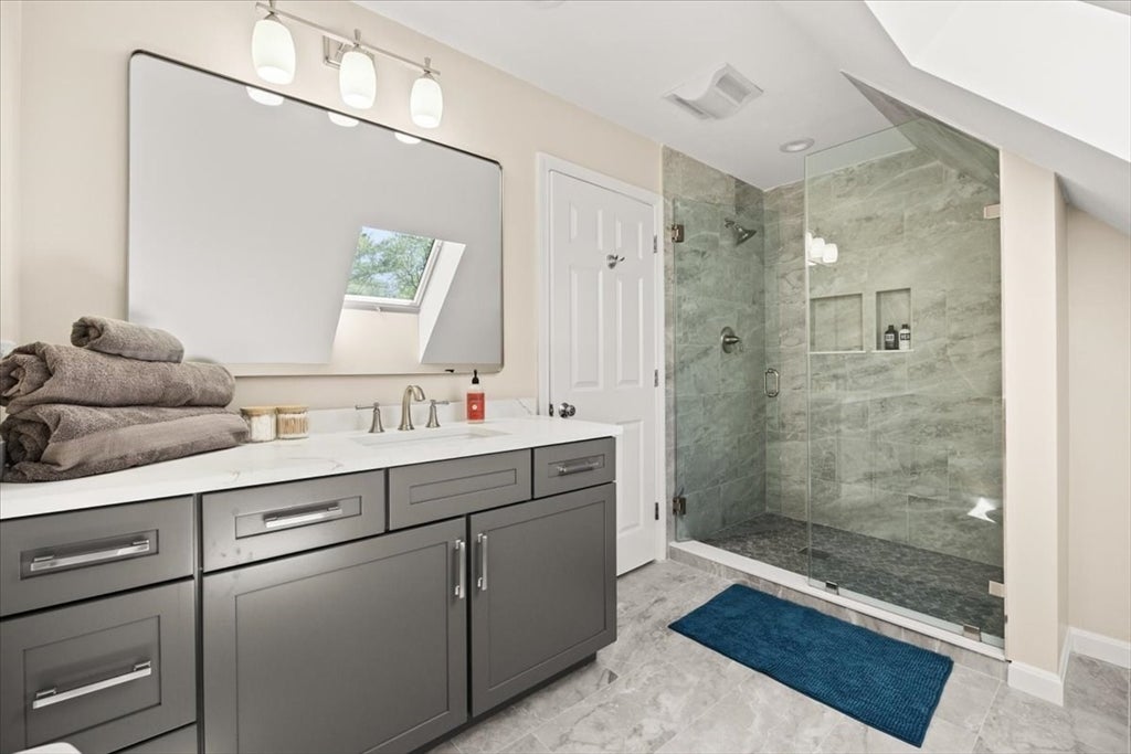Bourne, Massachusetts, 02532, United States, 4 Bedrooms Bedrooms, ,4 BathroomsBathrooms,Residential,Active,2052070